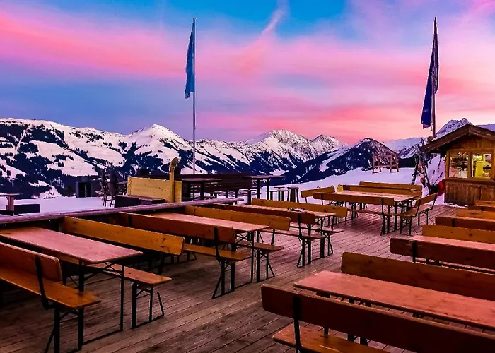 Almapartment Skiwiege - Ski-in - Ski-out Only * Kirchberg en Tyrol